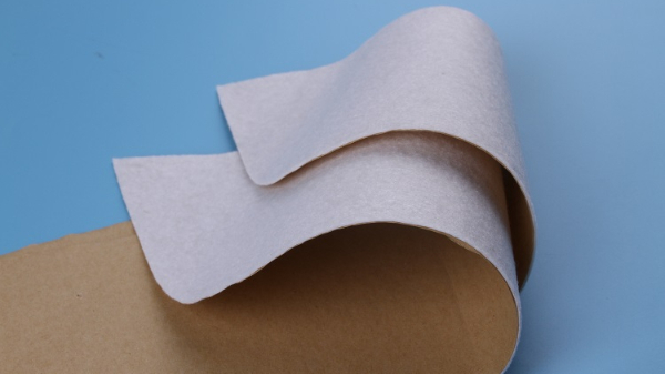 智成無(wú)紡針刺棉廠家-背膠針刺棉的主要用途