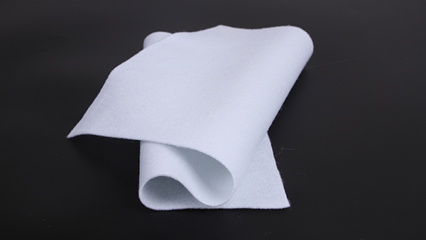 針刺棉在工業用途，又叫針刺氈