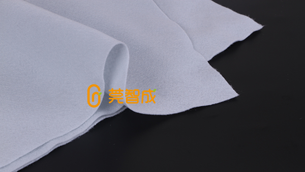 針刺無紡布廠：以質(zhì)量保生存，以創(chuàng)新求發(fā)展