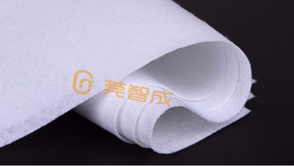 針刺無(wú)紡布廠家-工作環(huán)境嚴(yán)謹(jǐn)