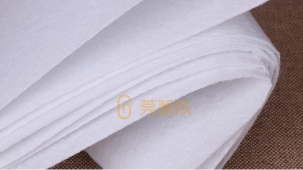 無紡布是什么材料做成的呢？