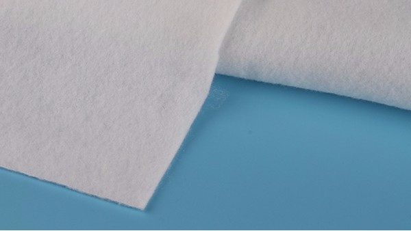 棉衣里的針刺棉是什么材料？