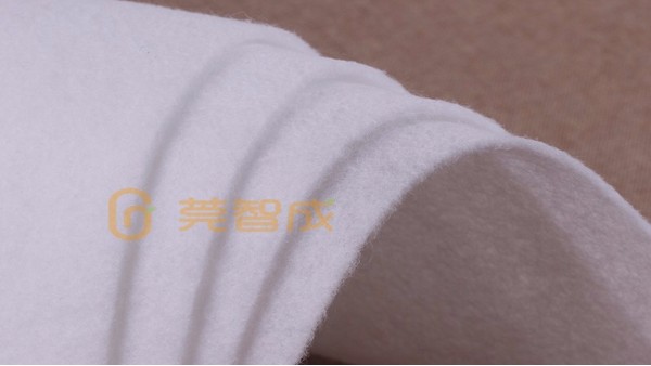 美國(guó)UL工廠(chǎng)認(rèn)證-白色針刺無(wú)紡布廠(chǎng)家